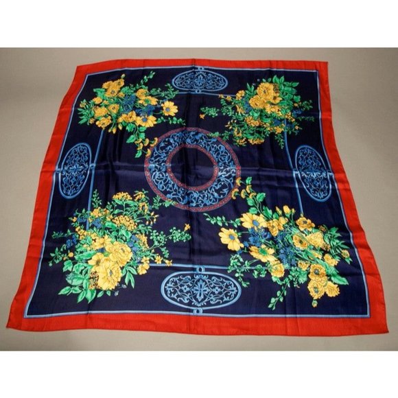 Large Floral Scarf Head Wrap Shoulder Shawl Wonderful Vintage Accessory - Picture 2 of 4